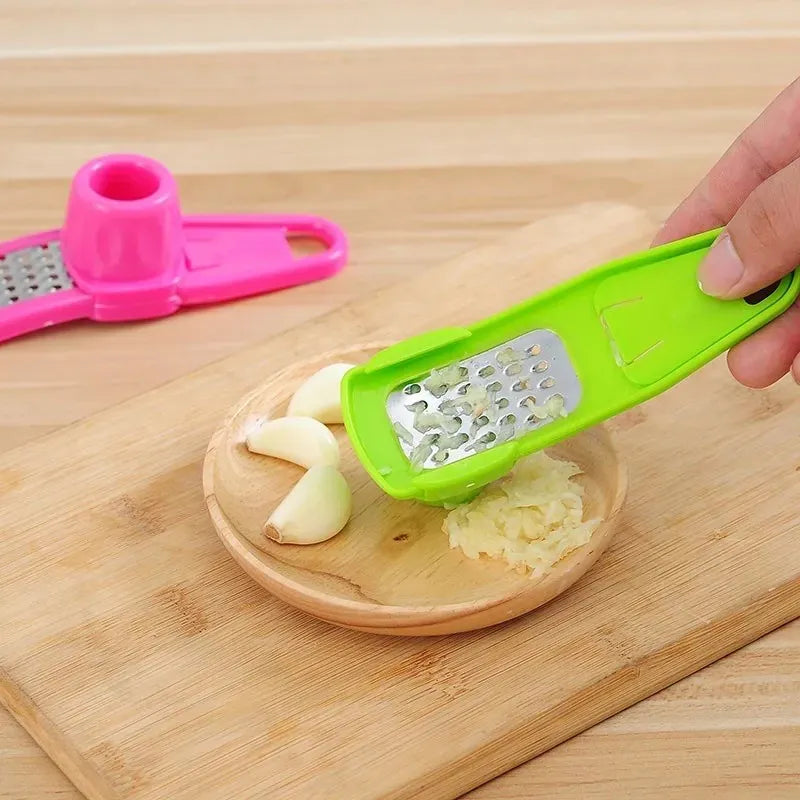 1/2PCs Multi Functional Ginger Garlic Grinding Slicer Mini Cutter Hand Press Grinding Crusher Chopper Kitchen Accessories