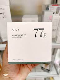 Anua Heartleaf 77% Clear Pad, a skincare product designed to exfoliate and hydrate the skin.