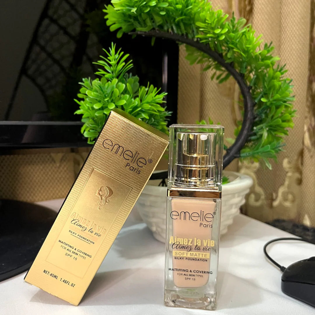 Emelie Liquid Foundation