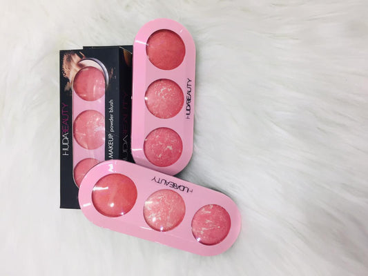 Huda Beauty  3In1 Multi Shade Blush On [ULT]