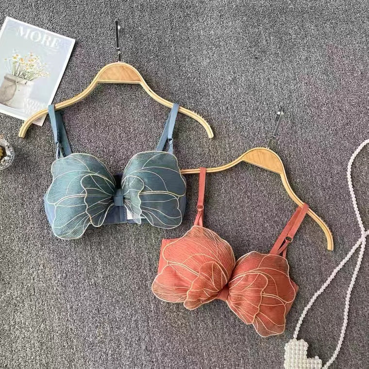 High Quality Cute Butterfly Embroidered Adjustable Straps Full Back Support Bra & Panty Set 8806